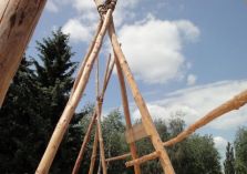 Der Kletterturm am Bauspielplatz wird endlich erneuert - 