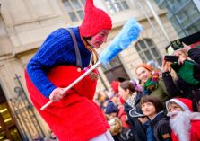 Die Stelzenläufer vom Spielbrett - 