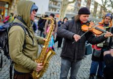 Die Kappelle spielt sich warm - 